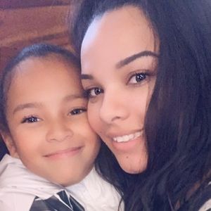 Meet your Posher, Lynneah